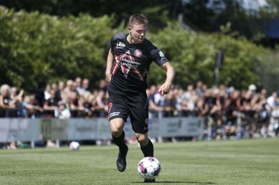 FCM spiller træningskamp i Vildbjerg. Mads Døhr Thychosen. Foto: Henrik Ole Jensen