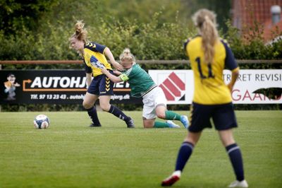 Vilja Dahl Pedersen scorede målet til 3-0, da Vildbjergs kvinder sikrede sig sæsonens første sejr i 1. division. Foto: Flemming Hansen (Arkiv)