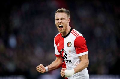 I fem sæsoner spillede Nicolai Jørgensen i Feyenoords karakteristiske rød-hvide trøje. Den tidligere danske landsholdsangriber blev blandt andet hollandsk mester og pokalvinder med Rotterdam-klubben, som i aften møder FC Midtjylland i Europa League-gruppespillet. Foto: Ritzau Scanpix