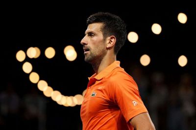 Novak Djokovic vandt lørdag over Daniil Medvedev i Adelaide.