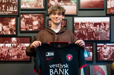 Mikkel Fischer skrev i foråret under på en ny fem-årig kontrakt med FCM. Foto: FCM