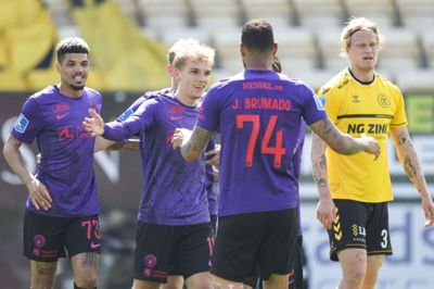 FC Midtjylland havde et skidt grundspil, og det betyder, at holdet nu i bedste fald kan slutte sæsonen som nummer syv. Det vil i givet fald også være bedre end at slutte som nummer seks. Men sådan en konstruktion er noget rod. Foto: Claus Fisker/Ritzau Scanpix
