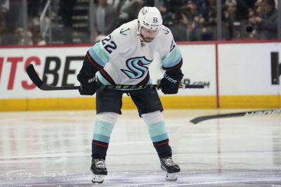 Oliver Bjorkstrand og Seattle Kraken har 1-1 i kvartfinaleserien mod Dallas Stars efter to kampe, der begge har været på udebane. Foto: Ritzau Scanpix