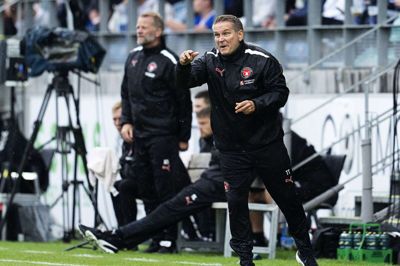 FCM-træner Thomas Thomasberg fastslår , at Ulvene skal bide hårdt og effektivt i cypriotiske Omonia Nicosia i aftenens europæiske dyst. Foto: Claus Bech/Ritzau Scanpix