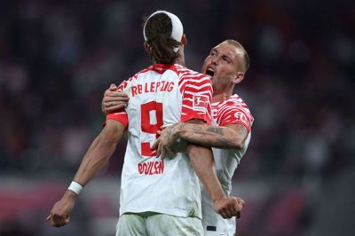 Yussuf Poulsen kom ikke selv på tavlen, men den danske landsholdsangriber havde masser af grund til jubel fredag aften.
