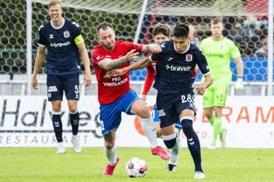 Adam Daghim (til højre) har spillet 11 førsteholdskampe for AGF. (Arkivfoto).