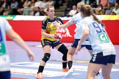 Marketa Jerábková var én af de mange Ikast-spillere, der leverede på højt niveau i den sikre 35-27-sejr over Rapid Bukarest i Champions League. Hun scorede otte gange. Foto: Henrik Ole Jensen