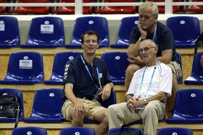 Niels Holst-Sørensen (til højre) blev 100 år og var æresmedlem i IOC. (Arkivfoto).