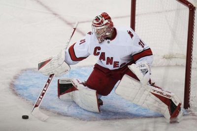 Frederik Andersen er blevet ramt af en blodprop, og klubben ved endnu ikke, hvornår han er klar igen.
