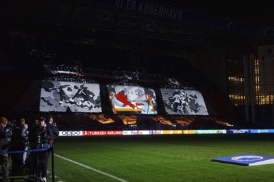 FC København vandt 4-3 over Manchester United uden koordineret hop på tribunen.