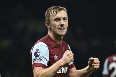 West Hams James Ward-Prowse blev med sin 2-1-scoring matchvinder for gæsterne.