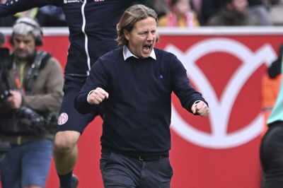 Bo Henriksen anerkender, at lørdagens sejr mod Bochum ikke var den smukkeste, han har set, men han fremhæver spillernes attitude.