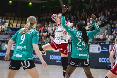 Markéta Jerábková (i.m.) og Ikast Håndbold rejste sig efter Champions League-skuffelsen mod Bietigheim. Torsdag blev det til sejr i Viborg.