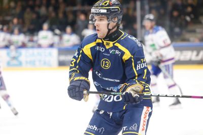 Victor Cubars, der tidligere har spillet for Herning Blue Fox, er i karantæne til den tredje finale efter en batalje med Oskars Cibulskis.