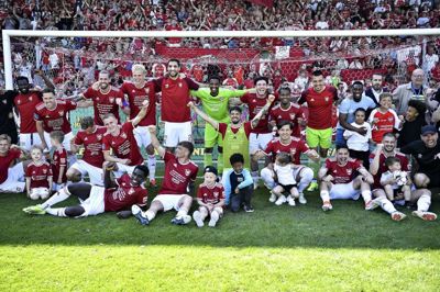 Det har set sort ud for Vejle Boldklub i hele sæsonen, men klubben kan efter en slutspurt stadig nå Europa.