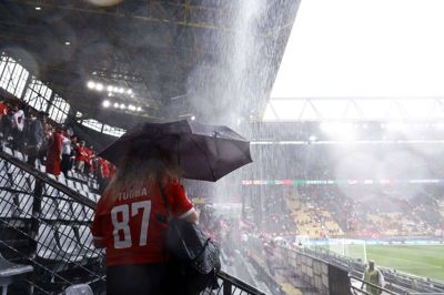 Det har regnet voldsomt i Dortmund op til kampen mellem Tyrkiet og Georgien.