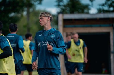Mikkel Fischer har fået spilletid i flere træningskampe for FC Midtjylland - blandt andet mod Sønderjyske for halvanden uge siden. Men den 20-årige midterforsvarer fik aldrig debut for Ulvenes seniorhold. Foto: Augustine Akena/FCM