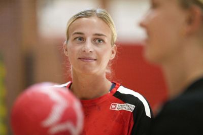 Simone Petersen må kort inden OL begynder rejse hjem.