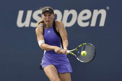 Der er rift om Caroline Wozniacki under US Open, hvor hun foreløbigt er klar til fjerde runde.