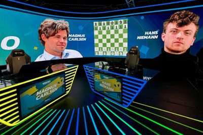 Magnus Carlsen og Hans Niemann skal kæmpe om en finaleplads ved Speed Chess Championship.