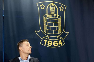 Bestyrelsesformand og tidligere majoritetsejer Jan Bech Andersen smider flere millioner i Brøndby.