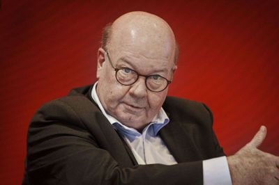 - Den måde, man spiller fodbold på i Nordjylland, er ikke nødvendigvis den samme som i København. Vi er jo forskellige, selv om vi er et lille land, siger DBU-formand Jesper Møller.