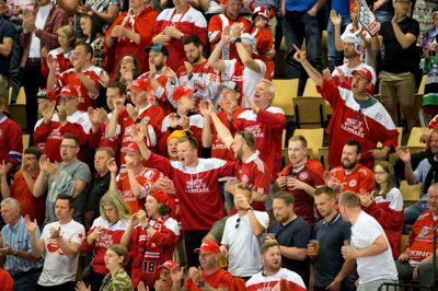 Sådan så der ud på lægterne under VM 2018 i Jyske Bank Boxen, og meget tyder på, at der igen bliver tæt på udsolgt til de danske kampe i Herning.