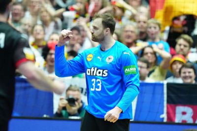 Andreas Wolff i målet hjalp med 20 redninger tyskerne til en forventet sejr over Schweiz.