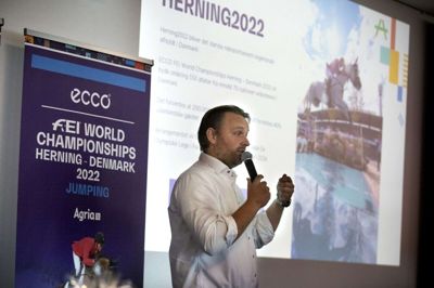 Casper Cassøe er sammen med Jens Trabjerg én af hovedpersonerne bag »Herning2022«, der arrangerer næste års VM, der får MCH Arena som hovedscene for de mange heste, ryttere og gæster. Foto: Tom Laursen