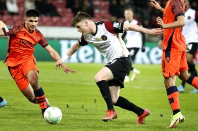 Nikolas Dyhr har spillet masser af store kampe i FCM-trøjen, men i efteråret var spilletiden begrænset. Det fik venstrebacken, der oprindeligt kommer fra Horsens, til at søge nye udfordringer i håbet om mere spilletid. Men han er endt i en uheldig situation i belgiske KV Kortrijk. Foto: Tom Laursen