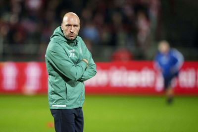 Cheftræneren for Viborg, Jacob Friis, mangler nogle af de sædvanlige strenge at spille på, når holdet tager imod FC Nordsjælland. (Arkivfoto).