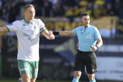 I forbindelse med en dommerudveksling mellem Danmark og Cypern dømte Menelaos Antoniou flere kampe i Superligaen i foråret.