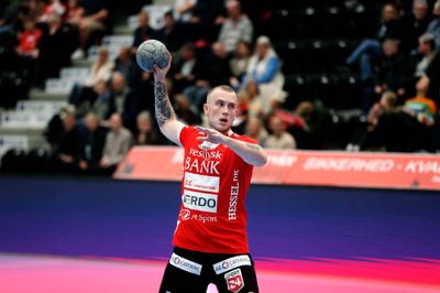 27-årige Sebastian Wistoft Jensen udskifter efter indeværende sæson Paris-klubben d'Ivry med en treårig kontrakt hos hjerteklubben HC Midtjylland.