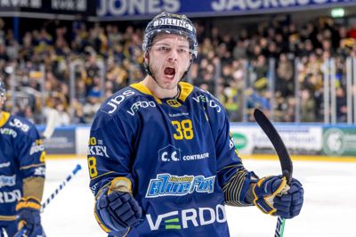For Morten Poulsen og resten af Herning Blue Fox gælder det i første omgang kampen mod de forsvarende danmarksmestre fra Odense Bulldogs, som spilles på hjemmebane i aften.