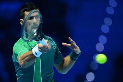 Serbiske Novak Djokovic spillede sublim tennis, da han vandt finalen ved ATP Finals over italieneren Jannik Sinner i Torino søndag aften.