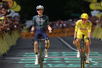 Jonas Vingegaards etapesejr bragte tårerne frem hos både ham selv og hans chefer hos Visma.