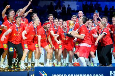 Sådan så det ud, da de danske håndboldmænd vandt VM-guld for tredje gang i træk. Det skete efter finalesejr over Frankrig i Stockholm.