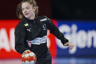 Emma Friis har lært at passe godt på sig selv under de store slutrunder, og det samme gør trænerstaben, siger herningenseren.