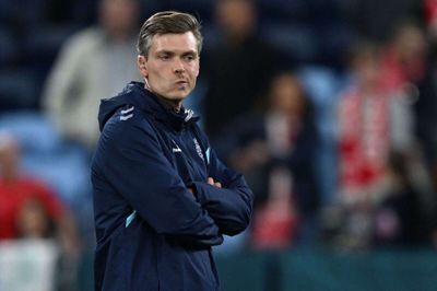 Kristian Mørch, der tidligere har været assistenttræner for de danske fodboldkvinder, har sagt nej til et jobtilbud i udlandet på grund af sygdom i den nærmeste familie. (Arkivfoto).