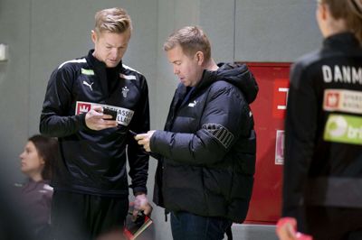Landstræner Jesper Jensen og sportschef Morten Henriksen har arbejdet tæt sammen siden Jensens tilgang på posten i 2020. (Arkivfoto).