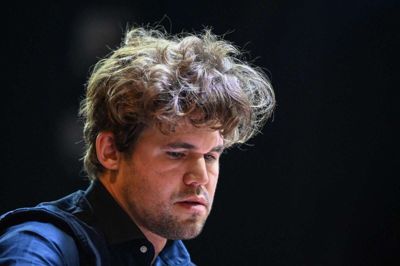Magnus Carlsen har efter et mindre buksedrama besluttet at deltage i VM i lynskak. (Arkivfoto).