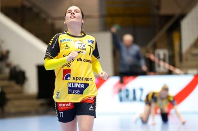 Højrefløjen Line Mai Hougaard var en af de få, der ramte niveau i udekampen mod CSM Bukarest. Herningenseren scorede fire mål på fire forsøg, men måtte også sande, at Ikast fik klø af det rumænske storhold.
