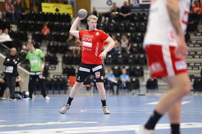 Matias Damgaard er en af otte nye spillere i HC Midtjylland op til denne sæson. Den hårdtskydende back forventer derfor, at der går et stykke tid, før holdet rammer sit absolutte topniveau.