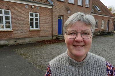 Anna Nees stopper 1. februar næste år som leder af Studsgård Friskole. Hendes afløser bliver Jannie Jakobsen, der er konstitueret skoleleder på Uhre Friskole.