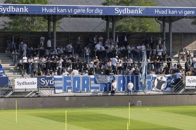 Målet for Lyngby er at kunne præsentere et setup for pige- og kvindefodbolden senest i sommeren 2025. (Arkivfoto).