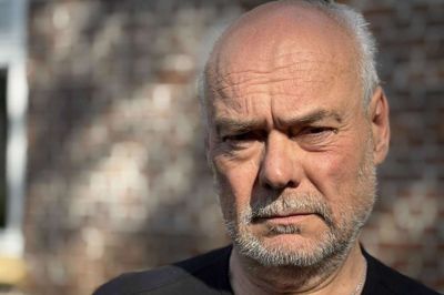 Lars Hansen ser ingen grund til at lukke Dæmningen. Det vil blot give mere tung trafik andre steder i byen.