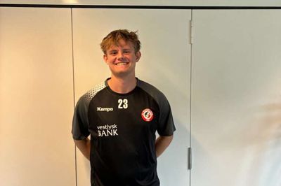22-årige Nik Haaning Kristensen har fået nummer 23 i HC Midtjylland, hvor han i eftermiddag debuterer i 1. divisionsopgøret mod HC København.