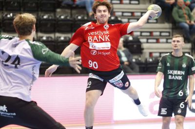 Højrefløjen Magnus Møland Sønnichsen (i.m.) har forlænget kontrakten med HC Midtjylland. Parterne har nu papir på hinanden til 2028.