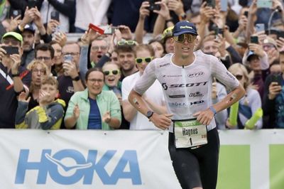 En syg Magnus Ditlev udgik efter 17 kilometer af det afsluttende maratonløb ved VM i ironman i Nice. (Arkivfoto).