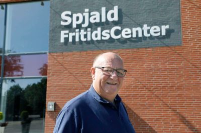 Jens Christensen er med til at arrangere grillaften for mændene i Spjald. FOTO: Henrik Ole Jensen